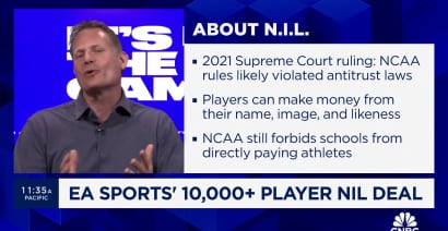 EA Sports President talks signing 10,000+ players onto College Football 2025