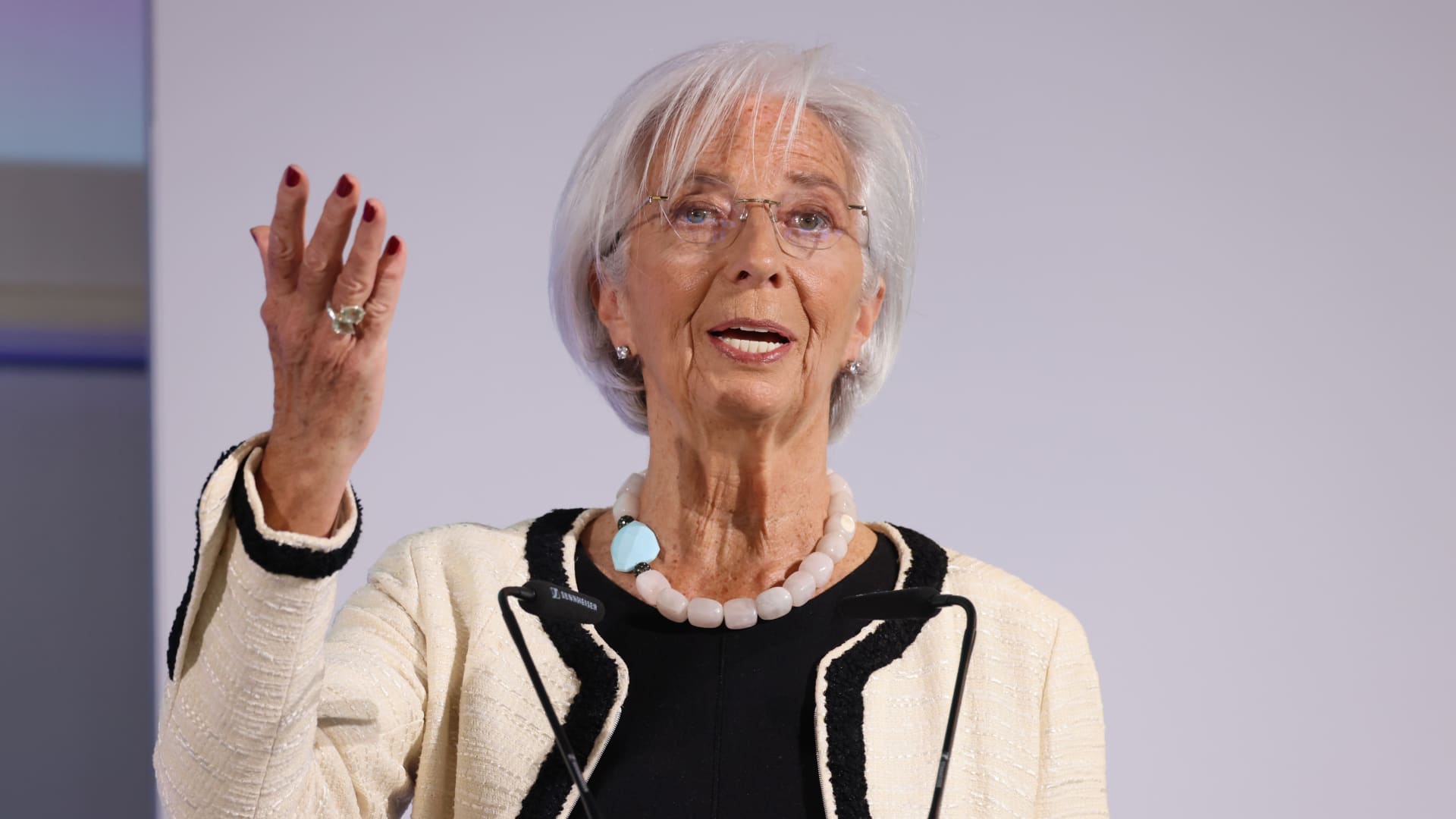 ECB’s Lagarde signals June cut, says future rate path uncertain