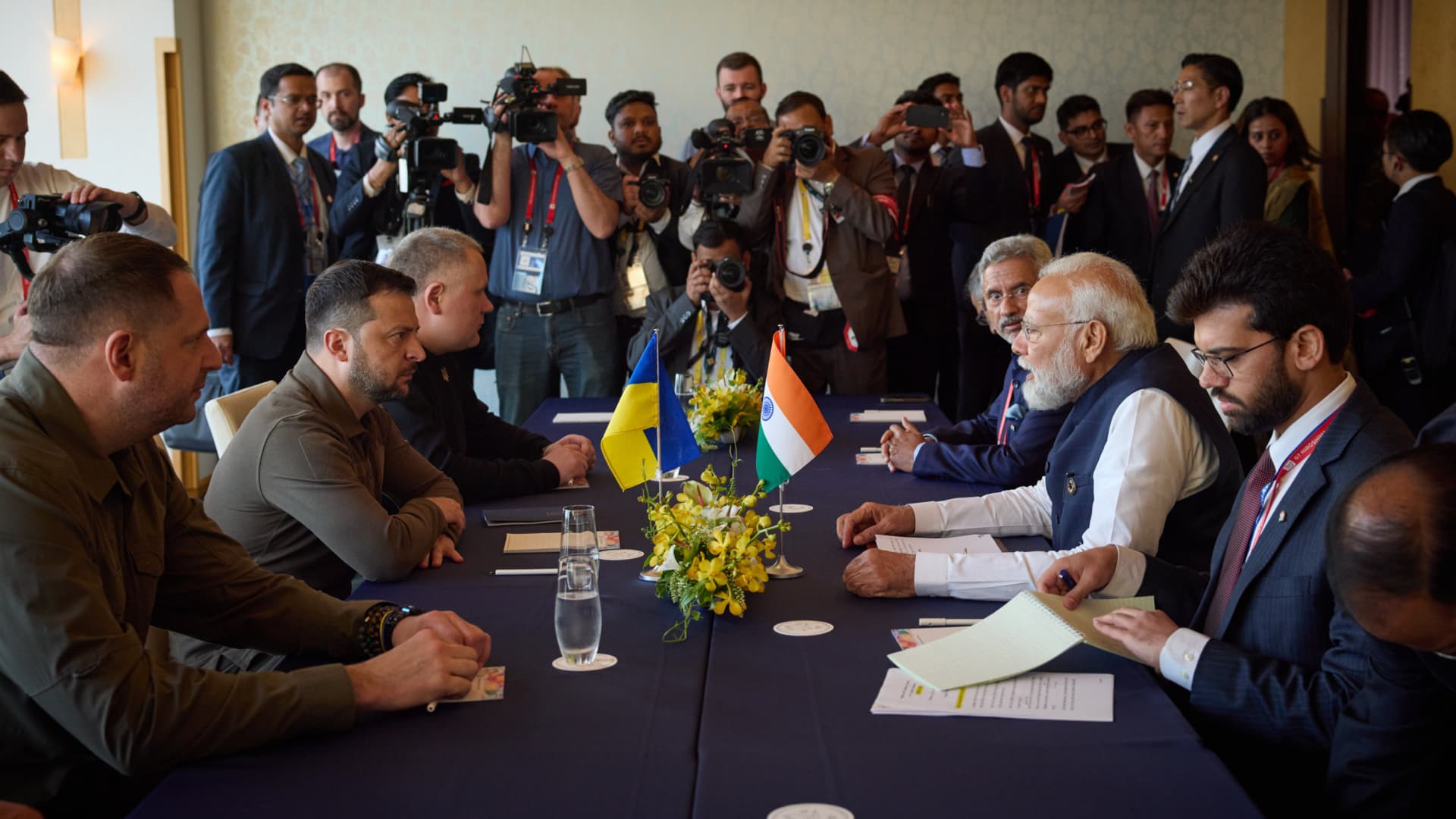 Ukrainian President Vladimir Zelenskiy (R) meets with Indian Prime Minister Narendra Modi (L) as he attend G7 Leaders's Summit in Hiroshima, Japan on May 20, 2023. 