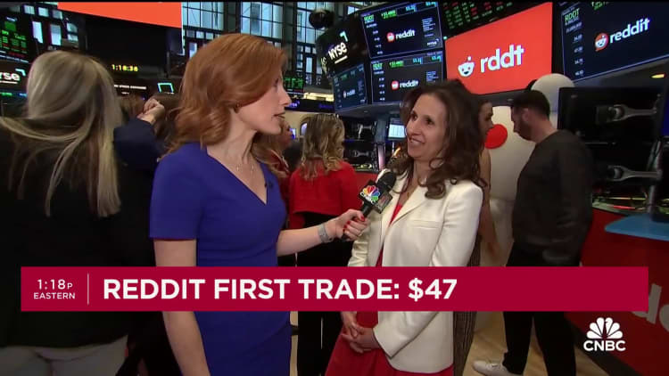 لین مارتین، رئیس NYSE: Reddit IPO 