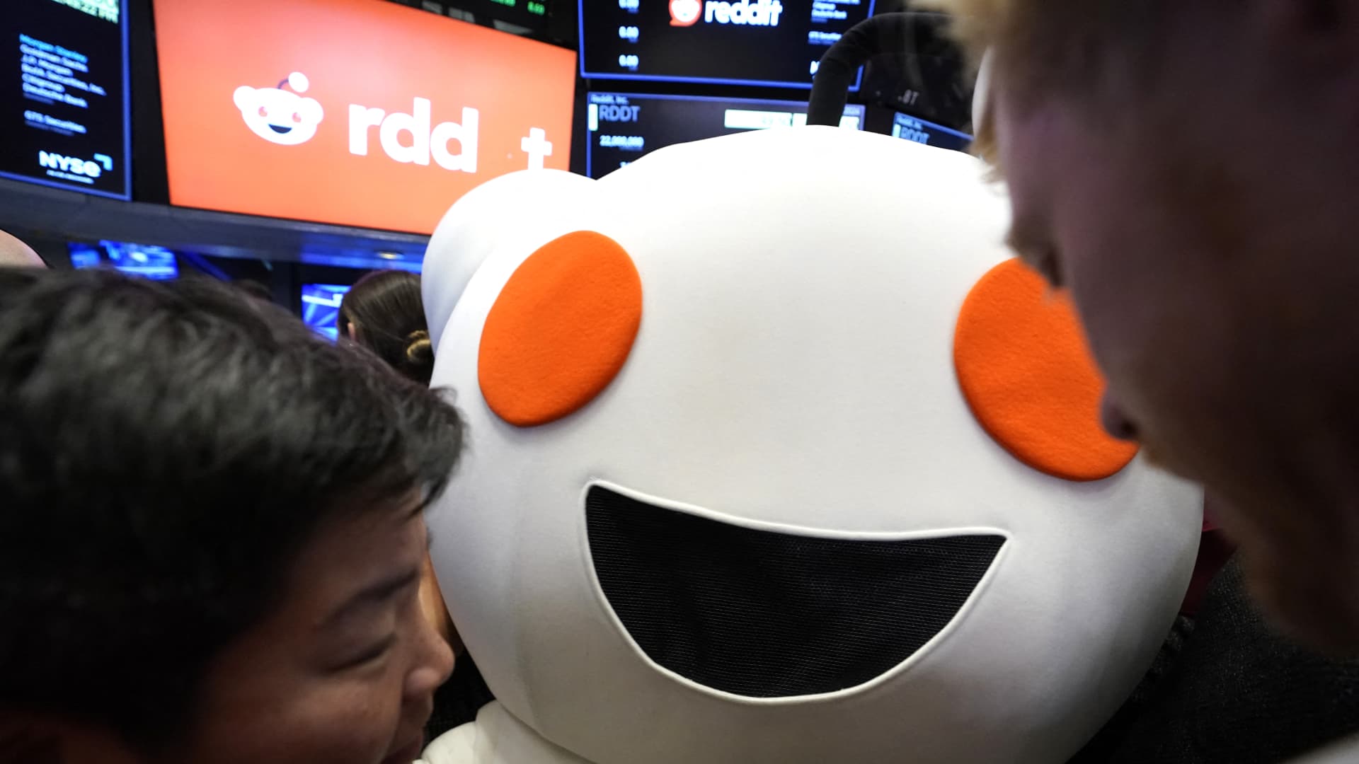 Sam Altman’s Reddit stake worth over $600 million after first day pop on NYSE