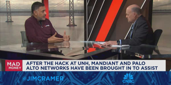 Palo Alto Networks CEO Nikesh Arora sits down with Jim Cramer