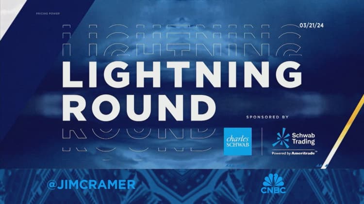 Lightning Round: I'd rather buy Nvidia 100 points higher than buy SMCI, says Jim Cramer