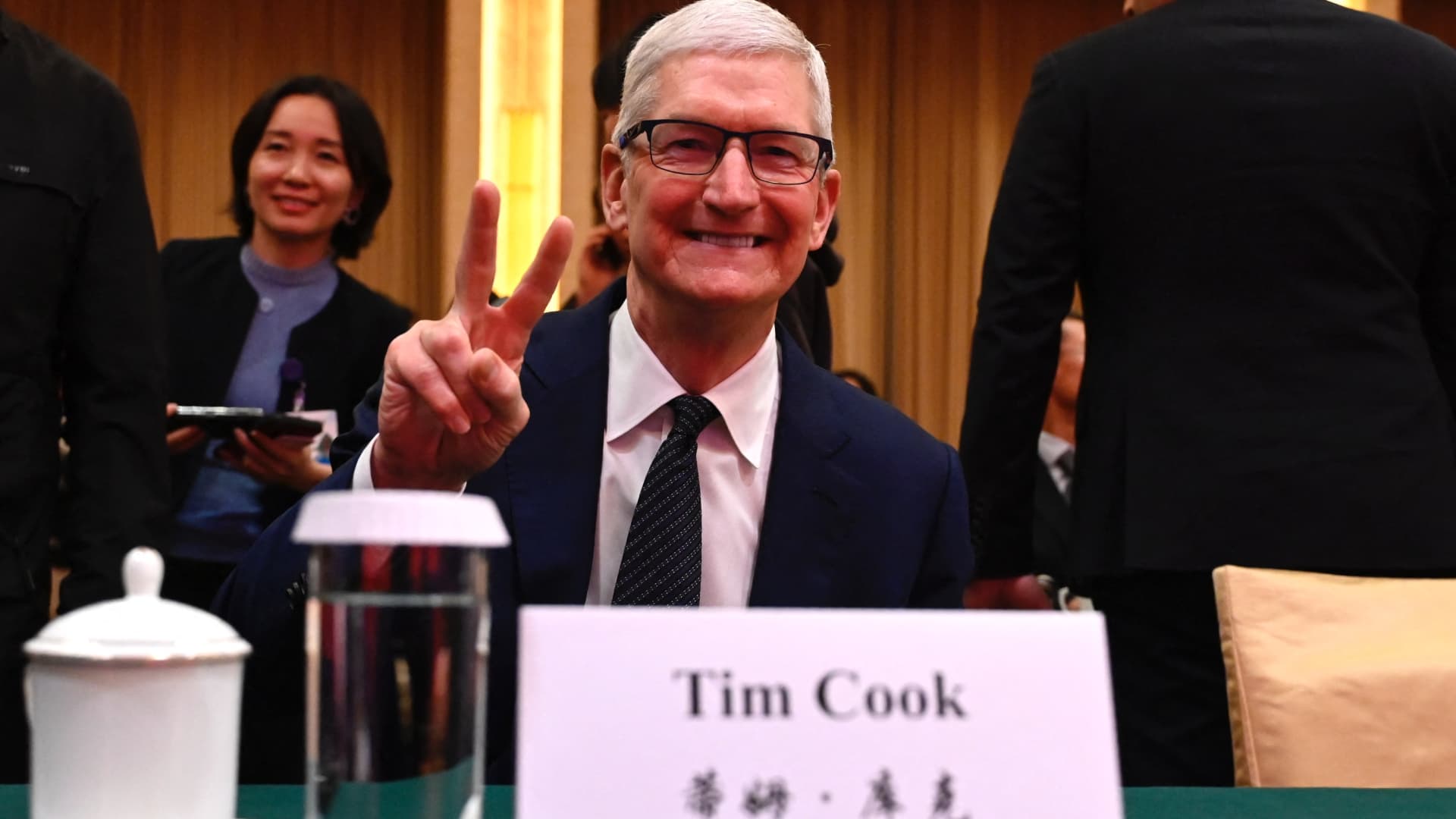 Apple stock has best day since 2022 after earnings beat, $110 billion stock buyback