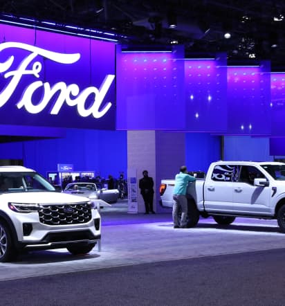 Ford is set to report earnings after the bell. Here's what Wall Street expects