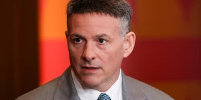 Greenlight's David Einhorn builds new stake in this gambling name