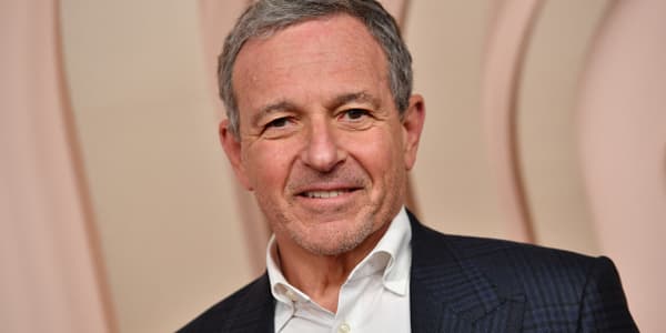 Jim Cramer looks at what Disney CEO Bob Iger is doing well and what he needs to work on post-Peltz