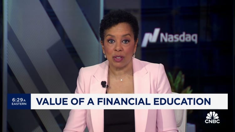 The Value of Financial Education: Why More Schools Are Offering Financial Education