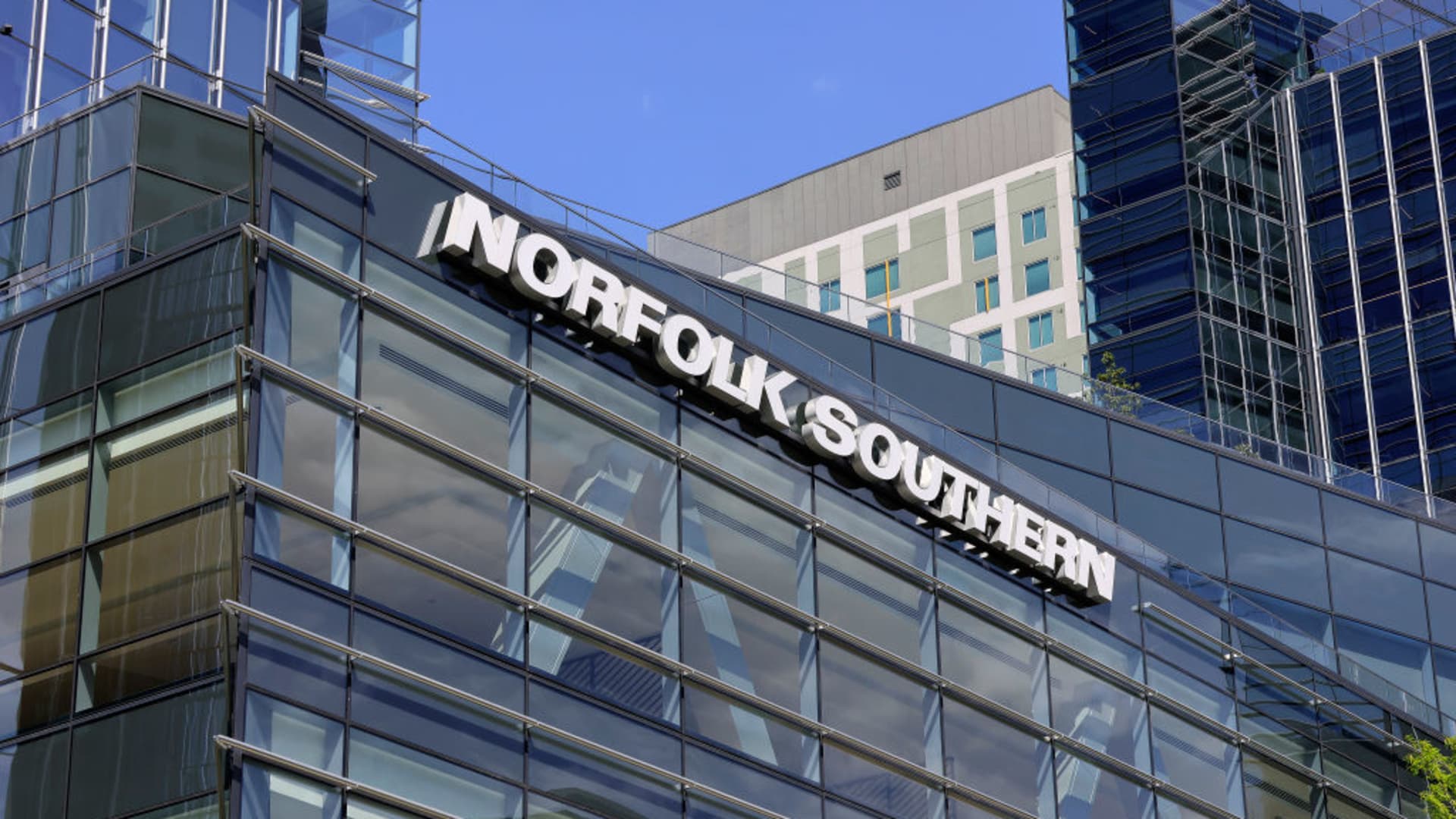 Norfolk Southern activist investor highlights past abusive behavior of new COO as proxy fight intensifies