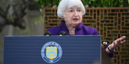 U.S. ready to sanction Chinese banks if they aid Russia's war in Ukraine: Yellen
