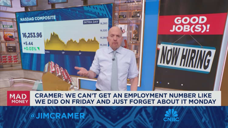 जिम क्रैमर का कहना है कि नौकरियों की रिपोर्ट शेयर बाज़ार के लिए संख्याओं का सबसे महत्वपूर्ण समूह है