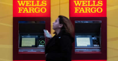 Wells Fargo earnings top estimates despite lower interest income