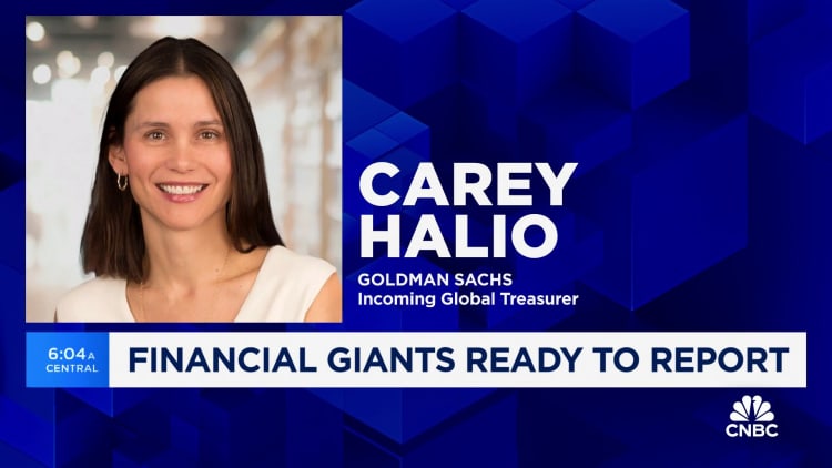 Goldman Sachs promociona a Carey Halio