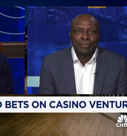 NFL Hall of Famer Bruce Smith talks Virginia casino venture