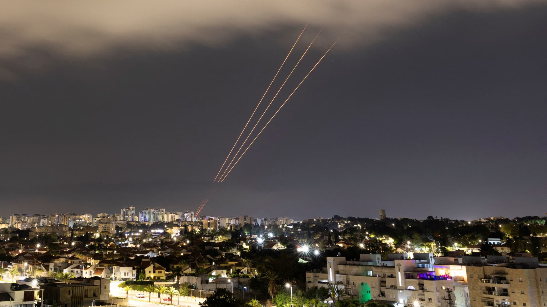 Oil prices fall slightly after Israel fends off large-scale aerial attack by Iran