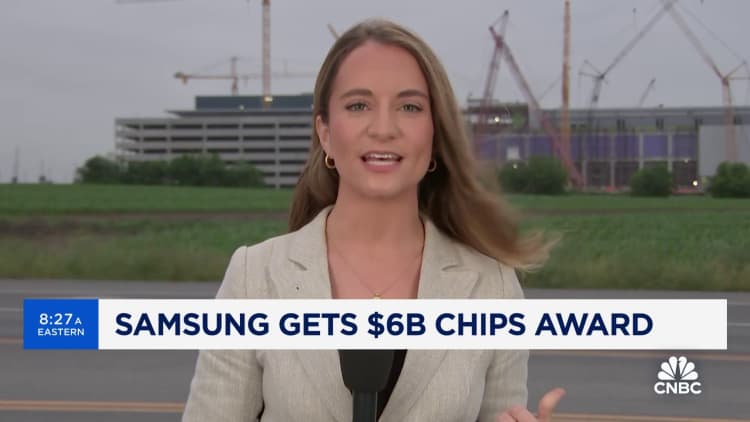 Samsung gets $6.4 billion for chip plants