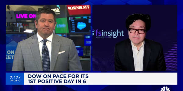 This dip will be bought as there's a lot less leverage in the market, says Fundstrat's Tom Lee