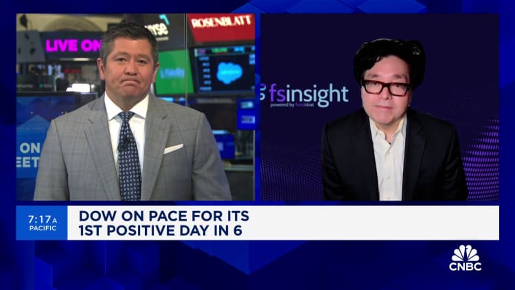 This dip will be bought as there's a lot less leverage in the market, says Fundstrat's Tom Lee