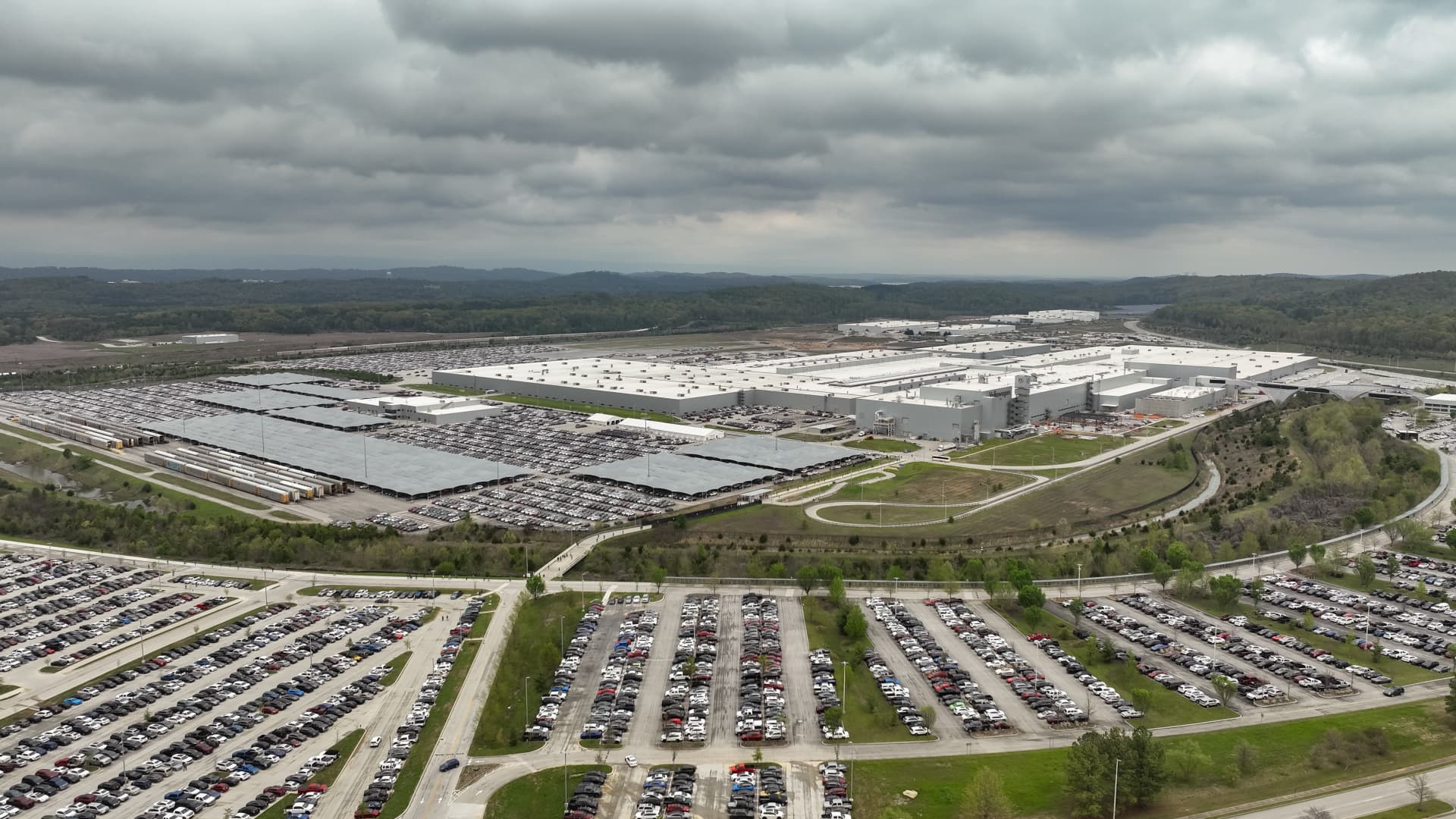 An aerial view of the Chattanooga Volkswagen factory in Chattanooga, Tennessee on April 10, 2024. 