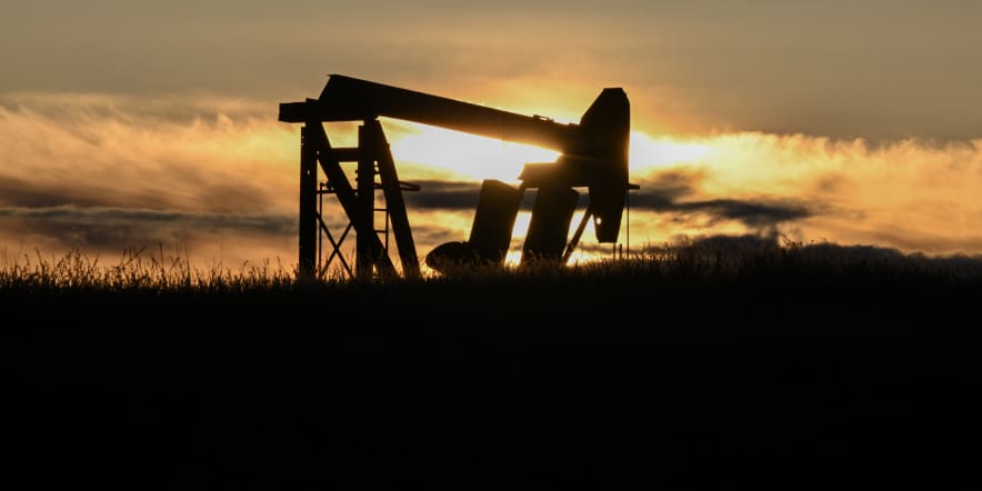 U.S. crude oil steady at $83 a barrel as traders digest disappointing economic growth