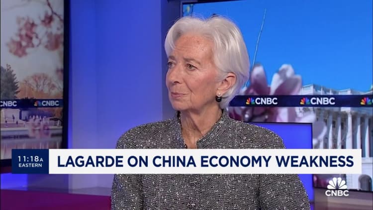 Christine Lagarde, presidenta del BCE: el crecimiento de la UE provendrá de aumentos salariales mientras la inflación cae