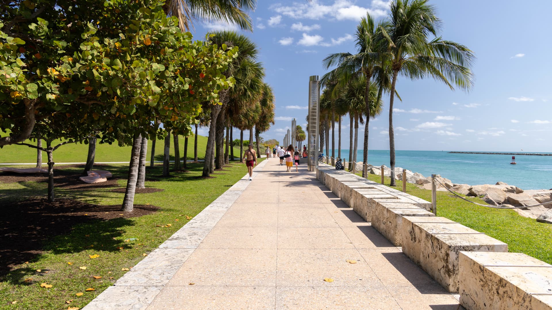 South Pointe Park in the City of Miami Beach is a green buffer between the water and the South of Fifth neighborhood.