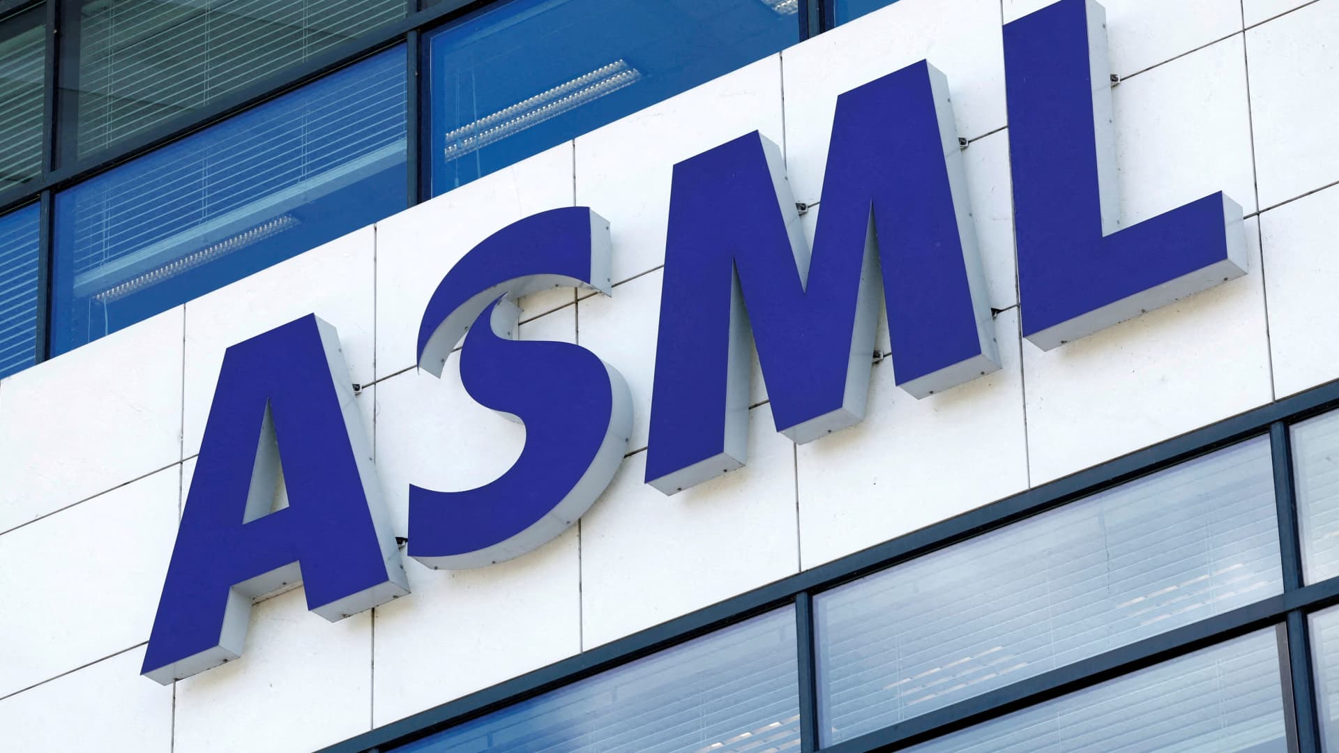 Dutch minister confident ‘crown jewel’ chip firm ASML will stay in Netherlands after threat to leave