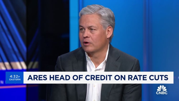 The Fed doesn't have an argument to cut rates this year, says Ares Head of Credit Kipp DeVeer