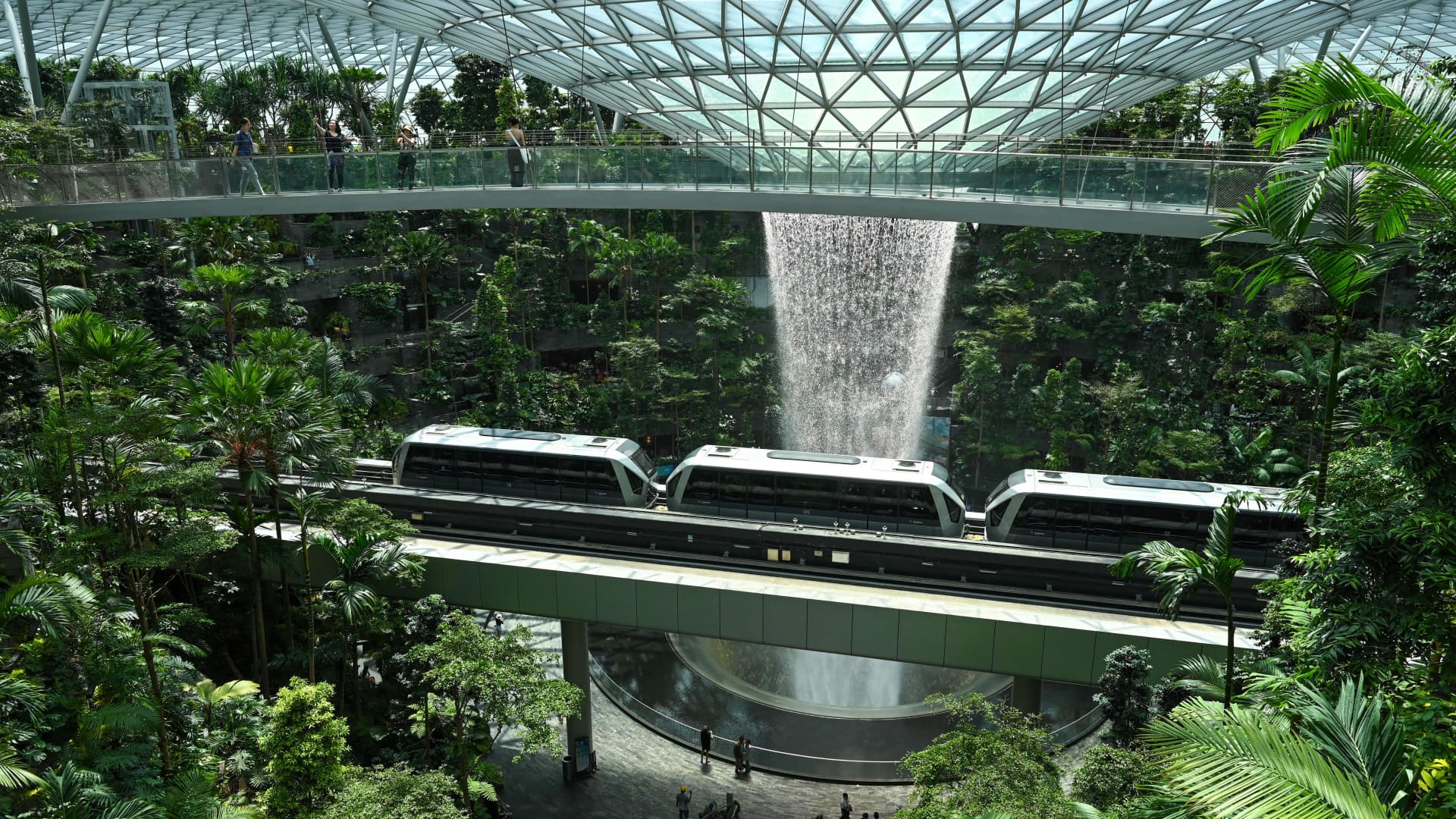Skytrax names the greatest airports of 2024 — and Singapore’s Changi is no longer No. 1