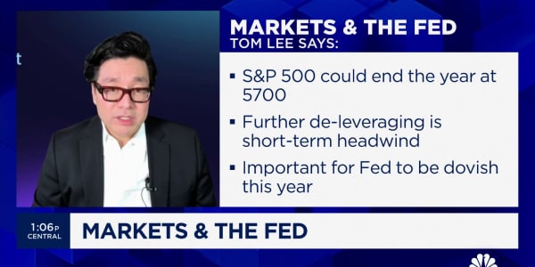 Stocks can continue to outperform even if rates stay high, says Fundstrat's Tom Lee