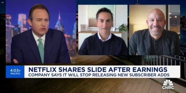 Netflix's plan to stop reporting subs not positive for investors but 'understandable': Fmr. Exec