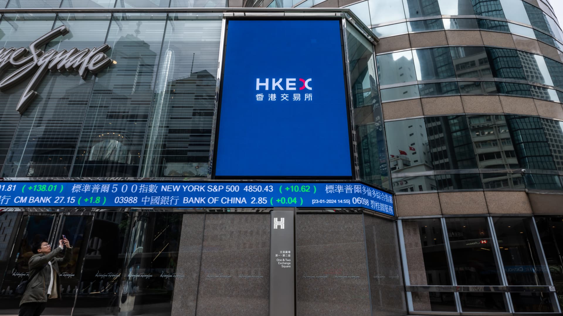 Hong Kong’s biggest stock is ready for a turnaround, analysts say