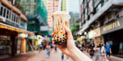 Shares of bubble tea firm Chabaidao plunge nearly 40% in Hong Kong debut