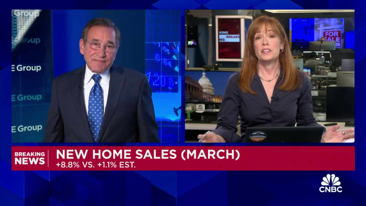 Las ventas de viviendas nuevas en marzo superan las expectativas a pesar del débil inventario