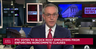 FTC votes to block most employers from enforcing noncompete clauses