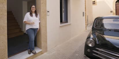 This American spent $446K to renovate home in Italy and found work-life balance