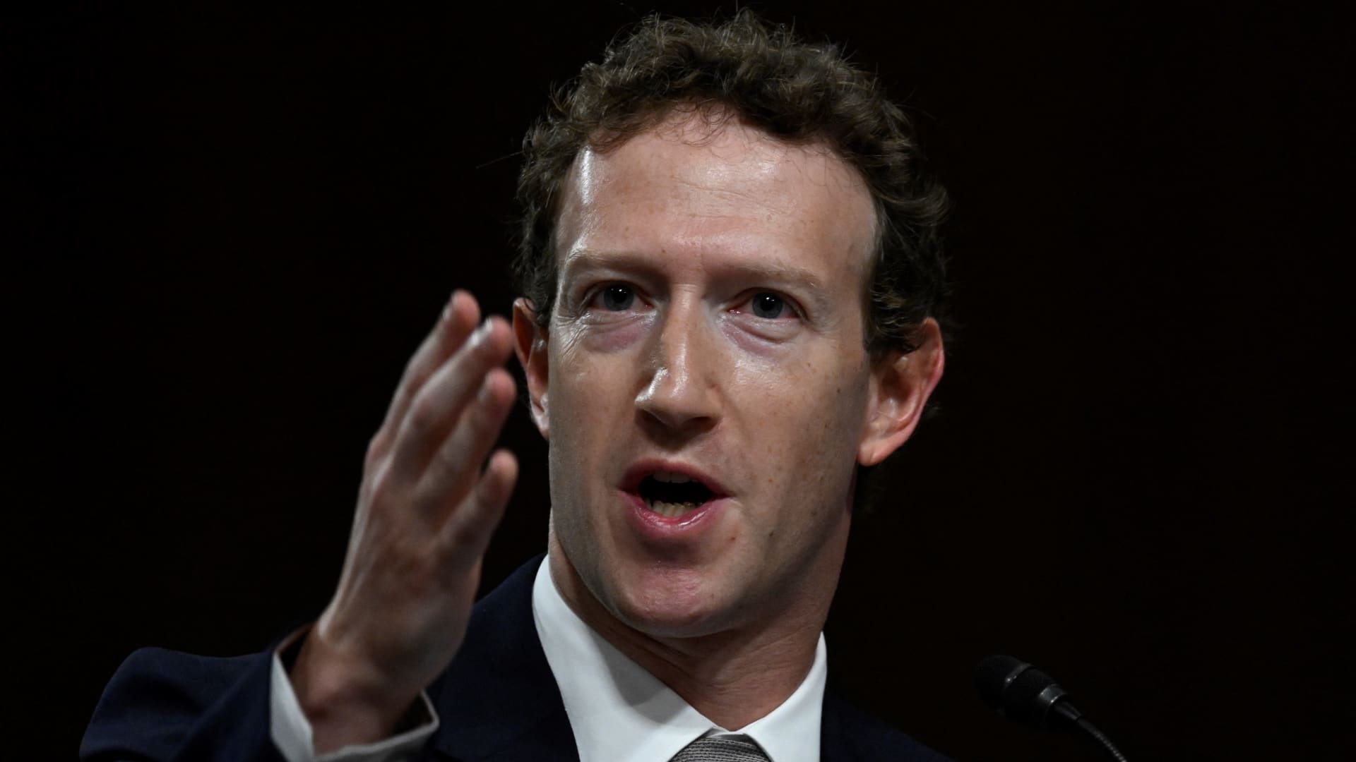 Meta tumbles 11% on weak revenue forecast and Zuckerberg's comments on spending
