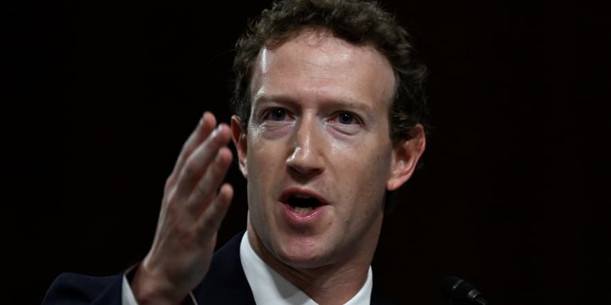 Meta tumbles 14% on weak revenue forecast and Zuckerberg's comments on spending
