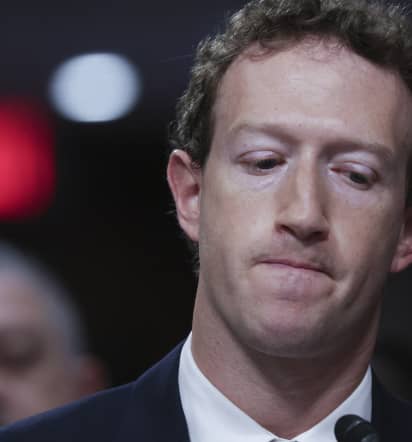 Meta loses $200 billion in value as Zuckerberg focuses on the ways company bleeds cash