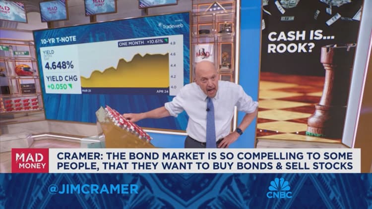 I want a higher Treasury yield going out further, says Jim Cramer