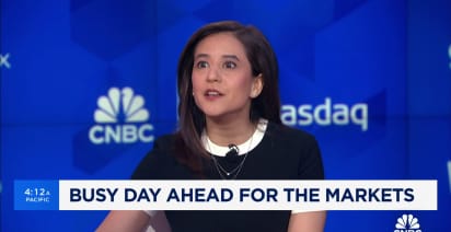 The market is in a more heightened geopolitical risk environment, says JPMorgan's Gabriela Santos