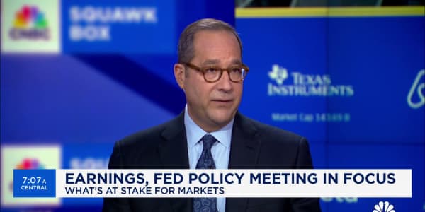 The Fed has to 'thread the needle pretty carefully' this week, says Neuberger Berman's Joe Amato
