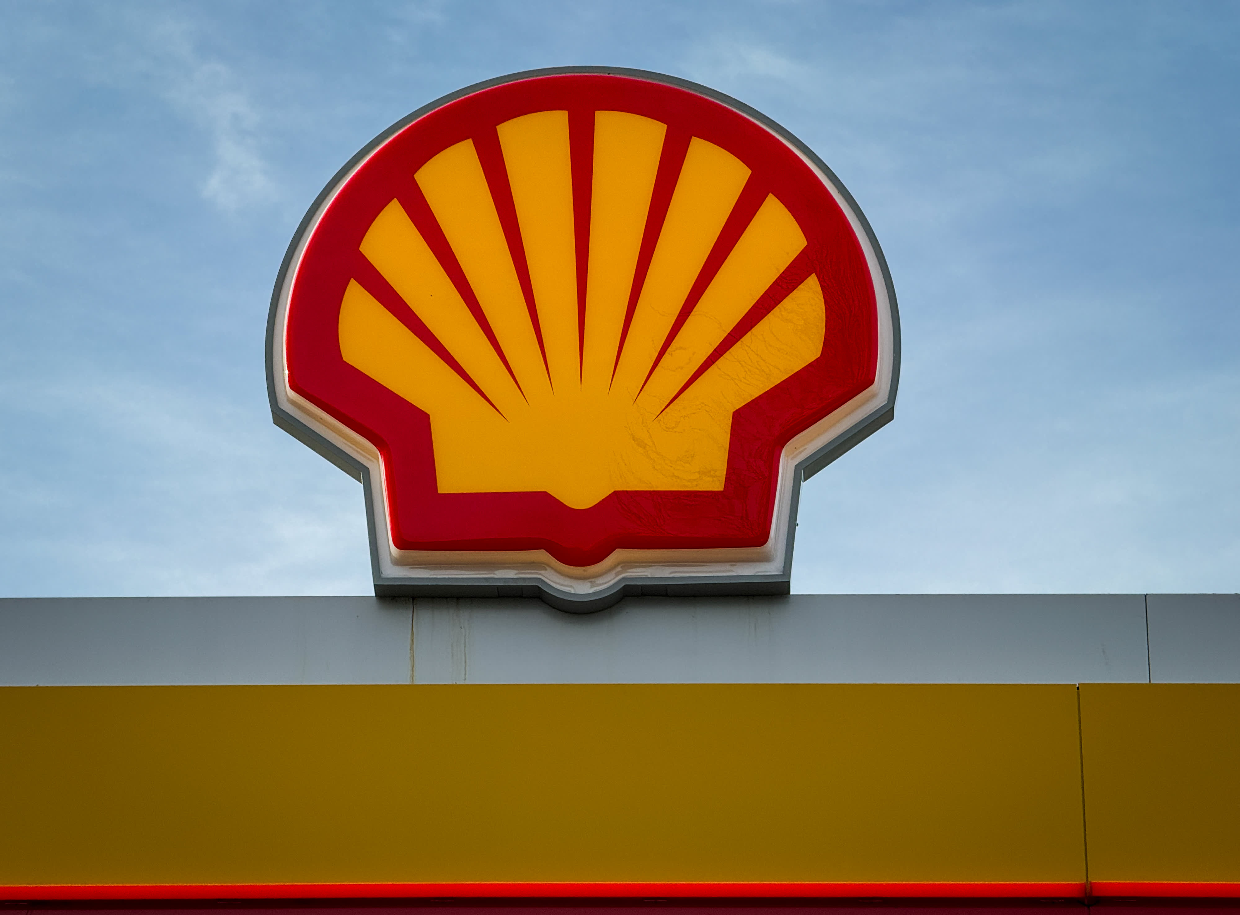A Shell felülmúlja a bevételi becsléseket, és 3,5 milliárd dolláros részvényvisszavásárlást indít