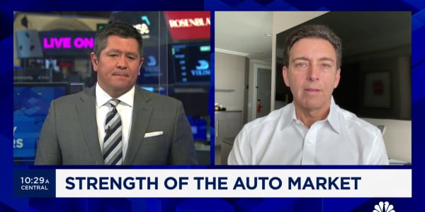 Recent Tesla announcements and leaks have created opportunities for peers, says former Ford CEO