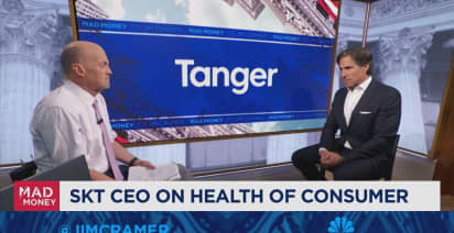 Tanger CEO Stephen Yalof sits down with Jim Cramer