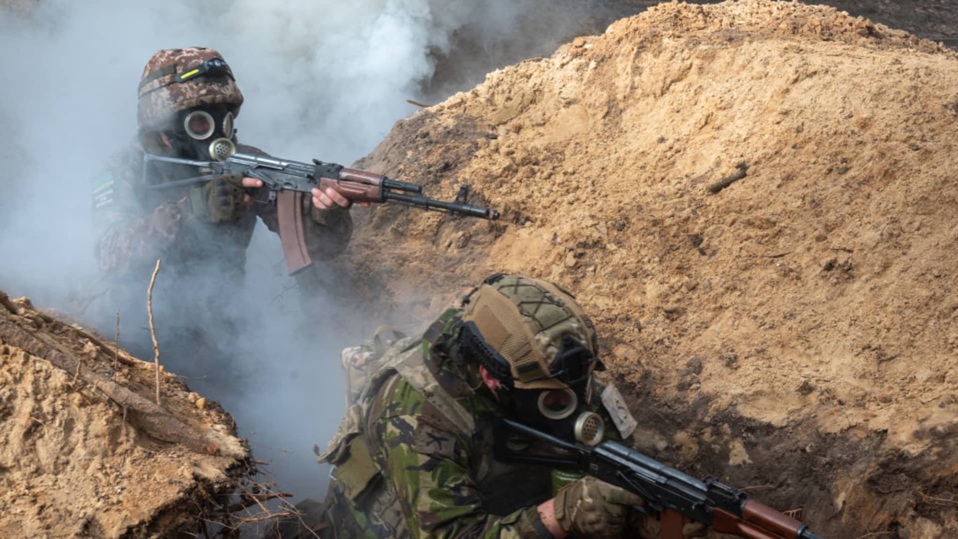  Servicemen of the National Guard of Ukraine undergo training to storm enemy trenches using simulation equipment as the war between Russia and Ukraine continues in Kharkiv Region, Ukraine on February 29, 2024. 