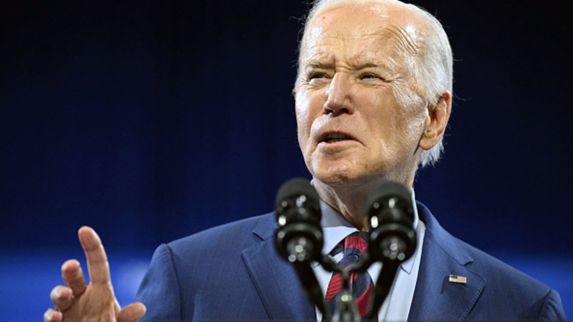 Biden meets with executives from Citi, United Airlines and others