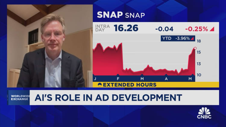 Seeing a dispersion of ad revenue growth this quarter, says Mark Mahaney