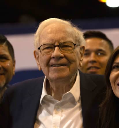 Warren Buffett mulls over his own mortality at this year's Berkshire meeting 