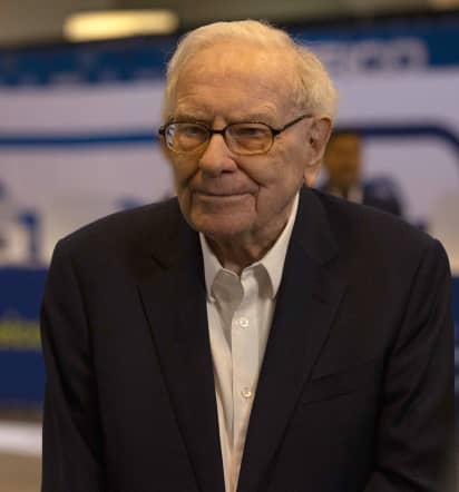 Why Warren Buffett’s shareholders line up at 2 a.m. to see him in Omaha
